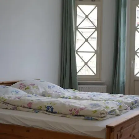 Schoene Mit Zwei Schlafzimmern Apartment Quedlinburg