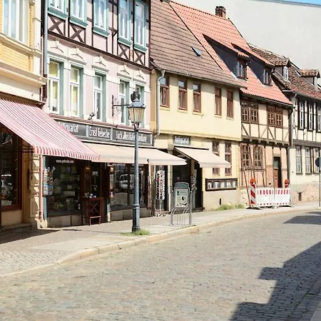 Schoene Mit Zwei Schlafzimmern Apartman