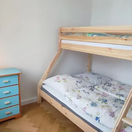 Apartment Schoene Mit Zwei Schlafzimmern *