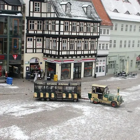 Apartment Schoene Mit Zwei Schlafzimmern Quedlinburg